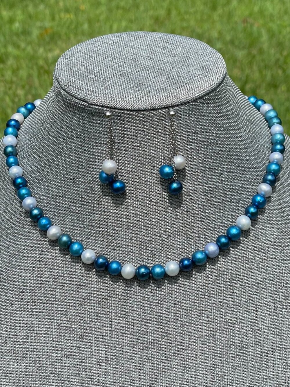 IPS Imperial Pearl Syndicate Genuine Blue and White Pearl Necklace & Earring Set
